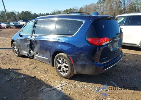 2017 Chrysler Pacifica Touring-L Plus z USA, uszkodzony, nr VIN 2C4RC1EG3HR594630